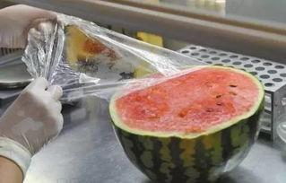 四岁吃瓜坏肚子,家长需警惕夏日饮食安全