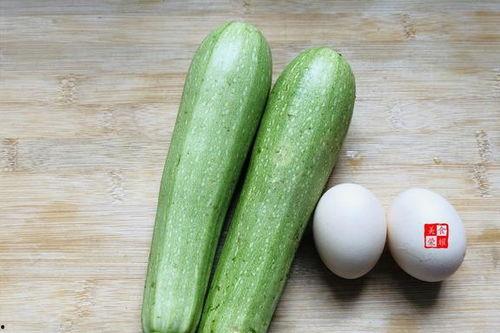 葫芦瓜婴儿可以吃,宝宝辅食新选择，营养美味两不误