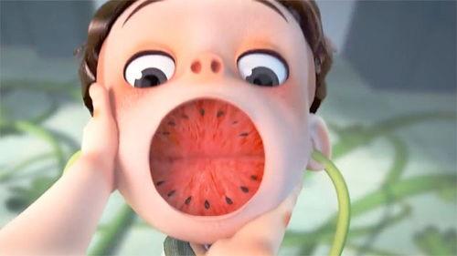 孩子吃瓜不吐籽,童年滋味浓
