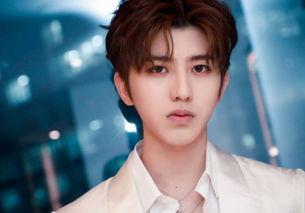 张超蔡徐坤吃瓜,揭秘娱乐圈背后的真相