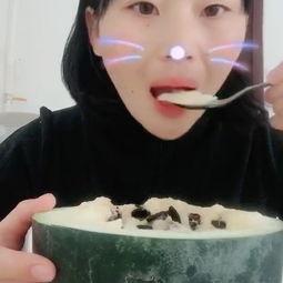 吃瓜视频大笑,笑翻全网！吃瓜视频引发爆笑热潮