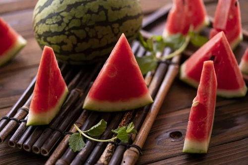 吃瓜怎么特别快,揭秘吃瓜界的“闪电侠”