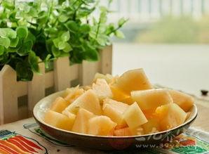 咽喉痛吃哈密瓜