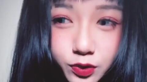 抖音瓜妹吃鸡,趣味横生引网友热议