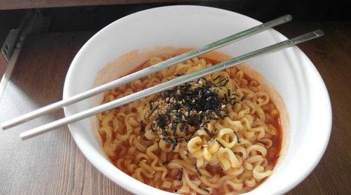 邕武泡面妹吃瓜,揭秘网络红人的幕后故事